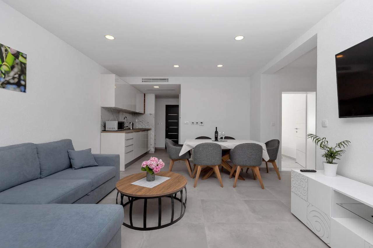 Central Beach Apartments Tučepi المظهر الخارجي الصورة