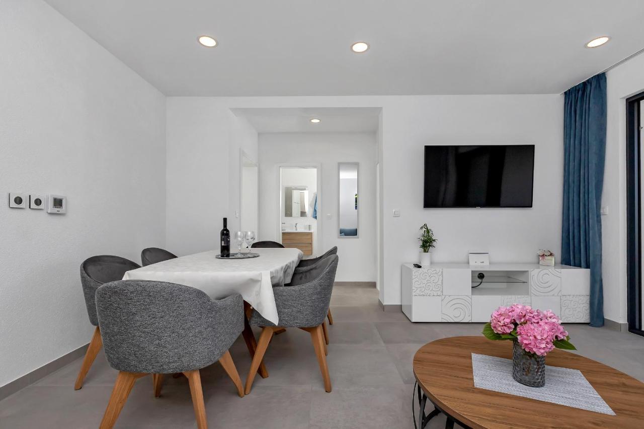 Central Beach Apartments Tučepi المظهر الخارجي الصورة