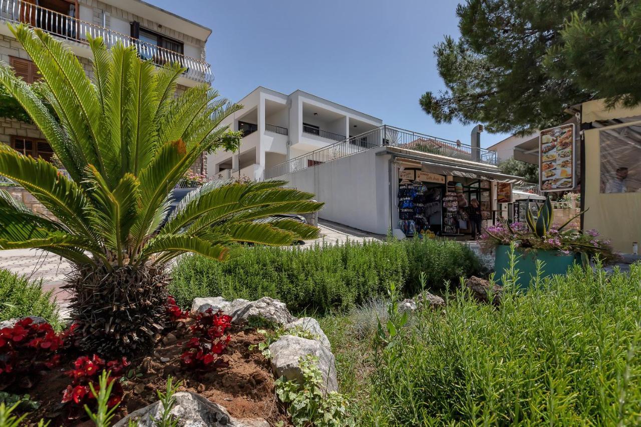 Central Beach Apartments Tučepi المظهر الخارجي الصورة